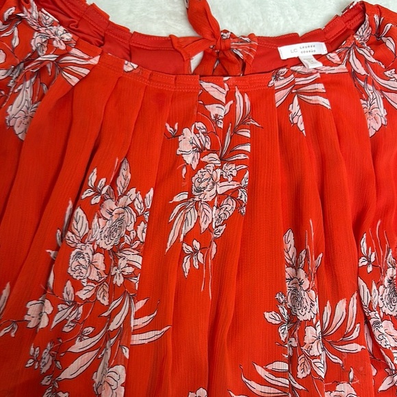 LC Lauren Conrad Red Flutter Sleeve Blouse - Picture 12 of 12